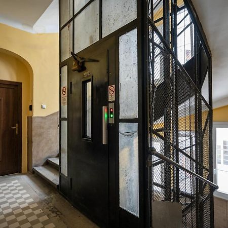 Comfort Central Apartments By The Synagogue Budapest Exteriör bild